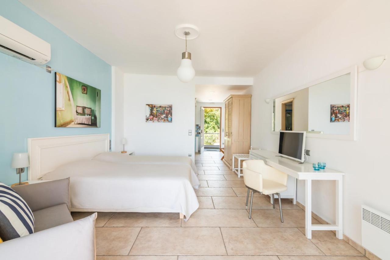 Sideratos Apartments كارفاس المظهر الخارجي الصورة