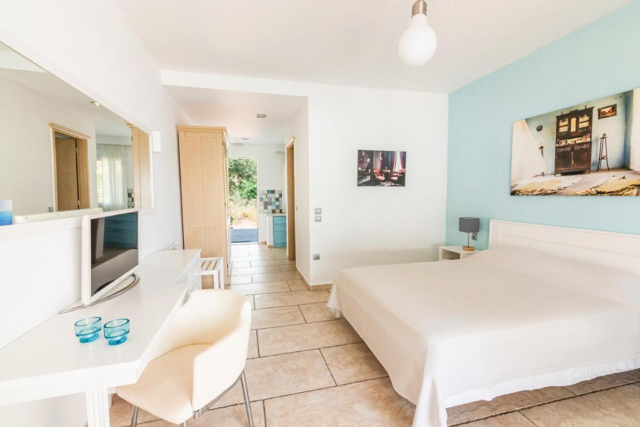 Sideratos Apartments كارفاس المظهر الخارجي الصورة